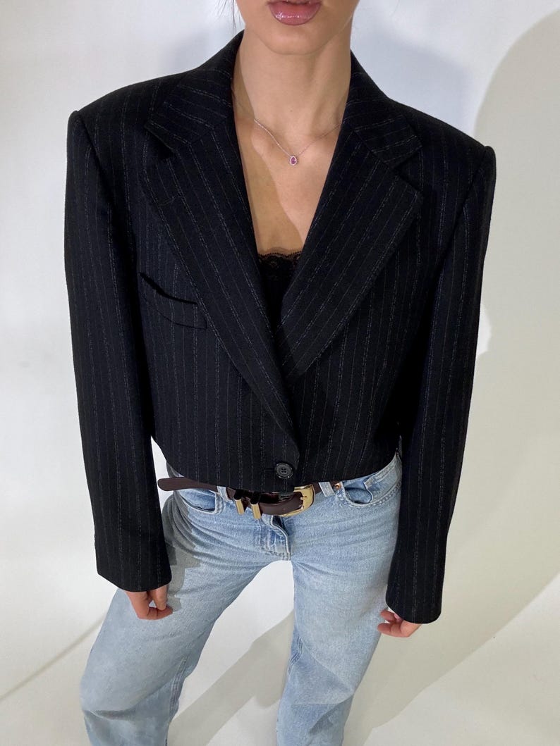 Cropped Blazer | Uniseks Oversized Blazer | Zwart met Strepen | Premium Kwaliteit Wolmix
